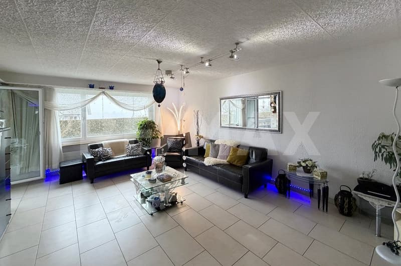 Appartement lumineux 4.5 pièces avec balcon et espace de séjour (9)