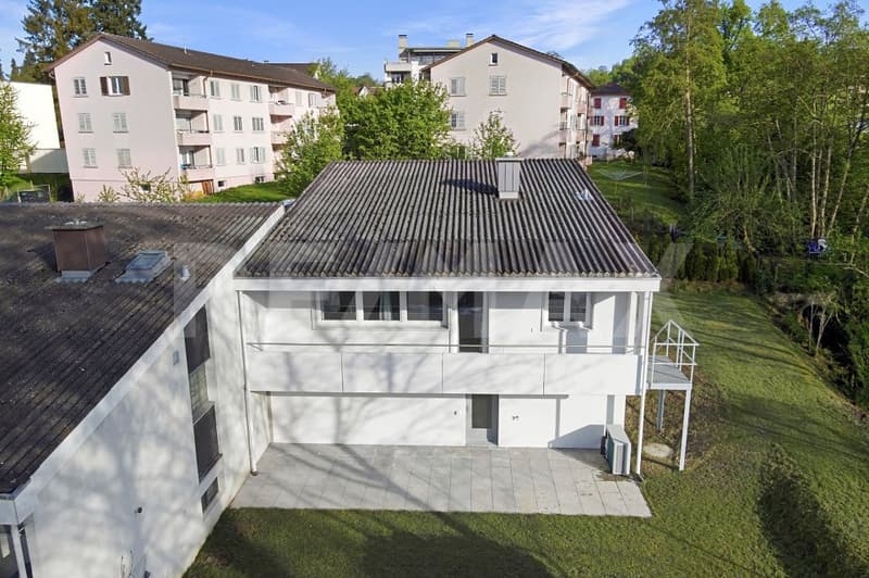 Familienfreundliches Zuhause mit Ausbaupotenzial direkt am Bach (1)