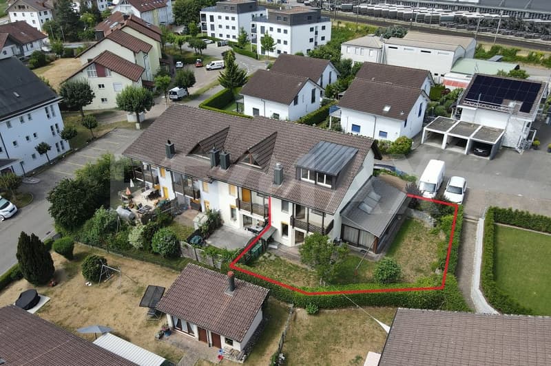 Familienfreundliches Haus an guter Lage (1)