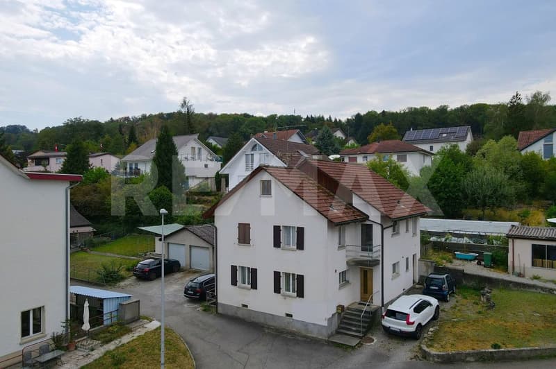 Renditeobjekt mit Potenzial Freistehendes Mehrfamilienhaus nahe Bahnhof Hallwil (1)