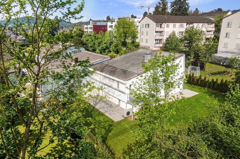 Familienfreundliches Zuhause mit Ausbaupotenzial direkt am Bach (2)