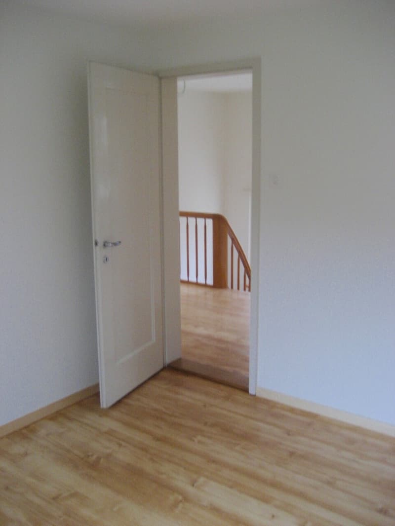 Charmantes 5 Zimmer-Einfamilienhaus an sonniger Lage (6)