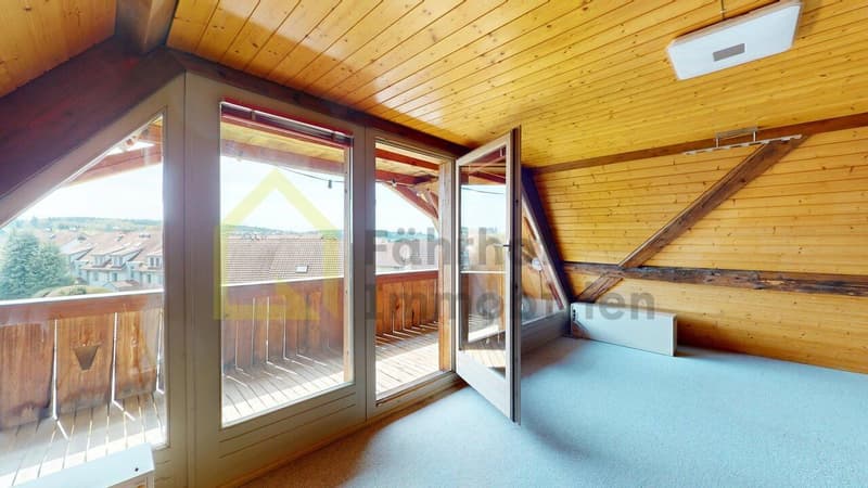 Grosse Maisonette-Wohnung mit Schlossfeeling (11)