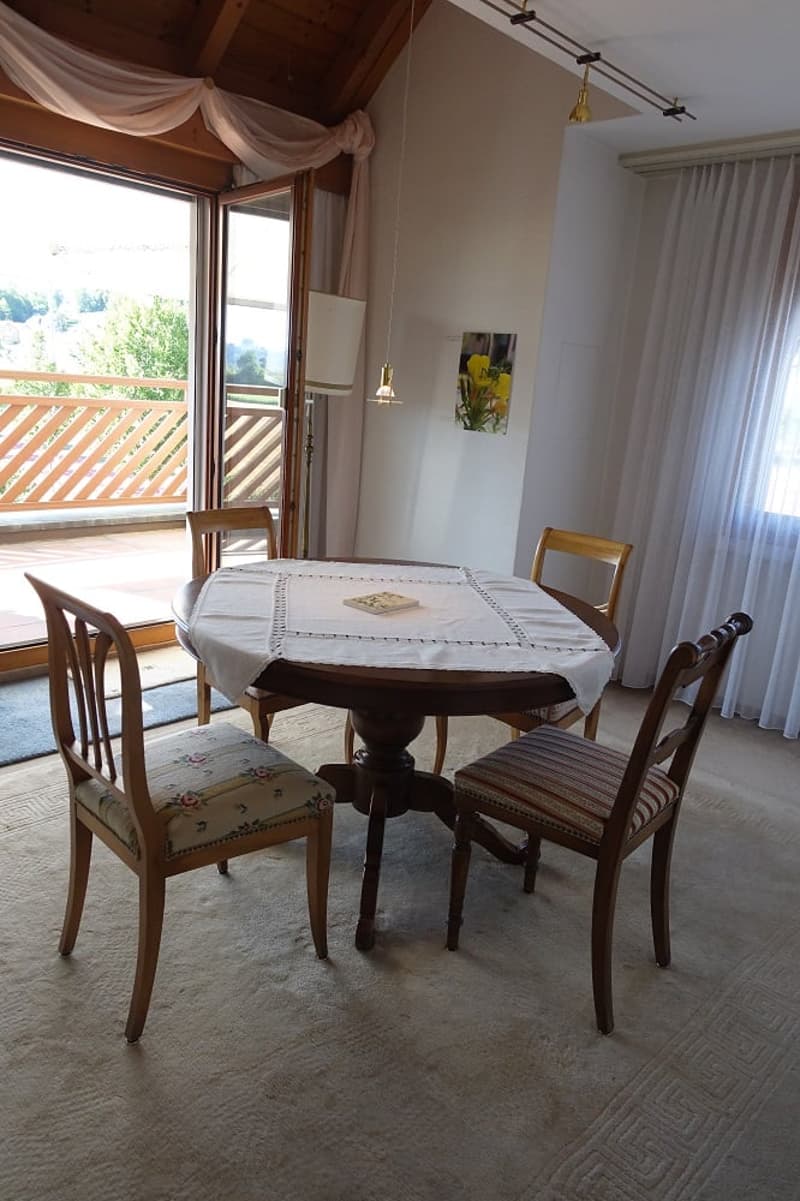 Charmante 4.5-Zimmer-Maisonette-Wohnung in Veltheim AG (6)