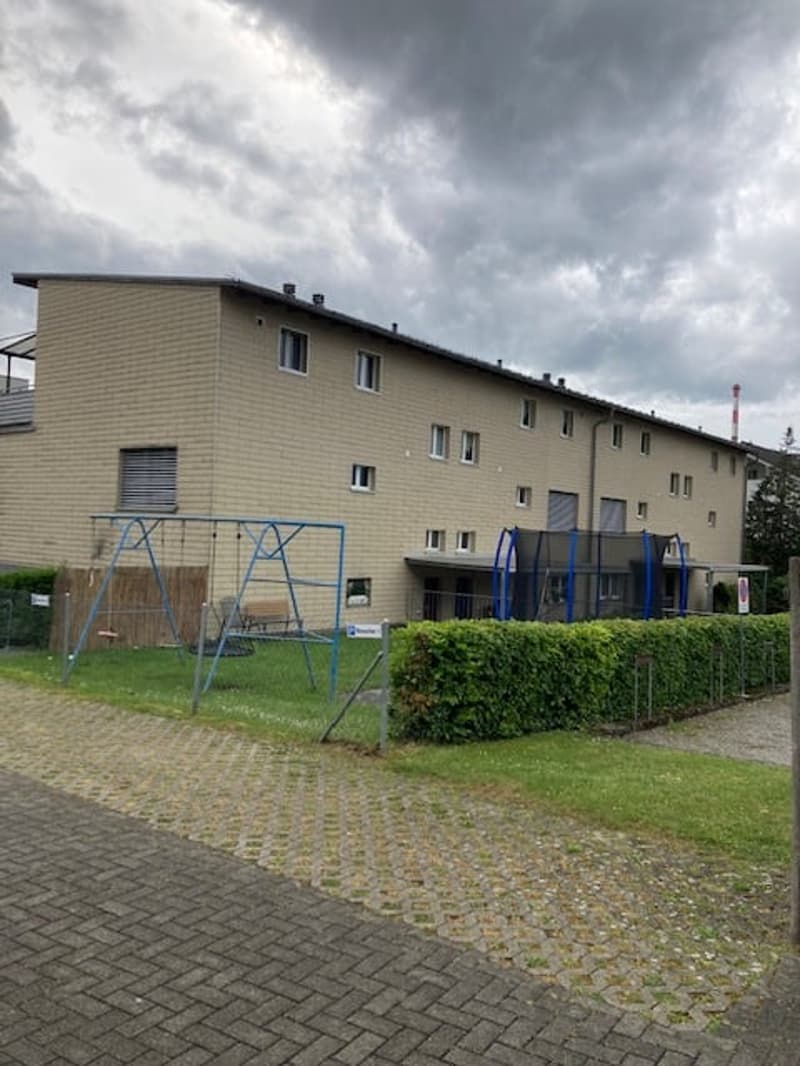 Grosse 4.5 -Zimmer-Gartenwohnung in Würenlingen – sofort verfügbar! (4)