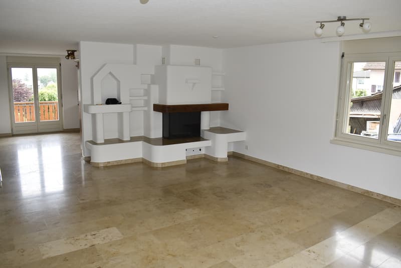Grosse ruhige 3½ Zimmerwohnung mit 2 Balkonen (5)