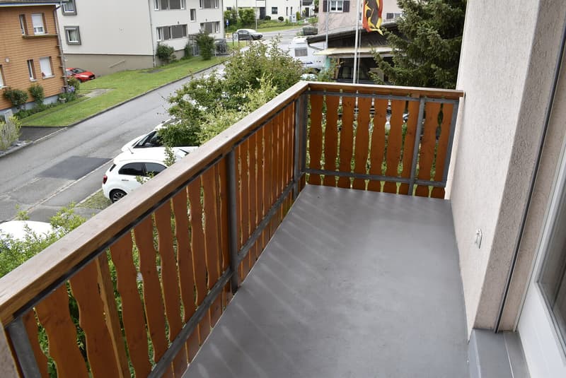 Grosse ruhige 3½ Zimmerwohnung mit 2 Balkonen (11)