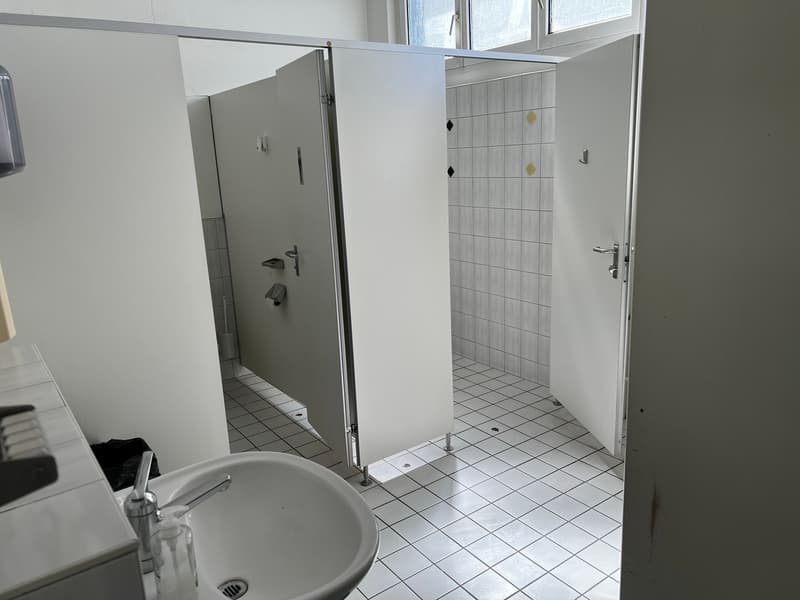 Diverse Gewerbeflächen 110m², 179m², 566m² an zentraler Lage (4)