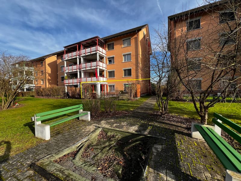 Kinderfreundliche 4½ Zimmer Erdgeschosswohnung (1)