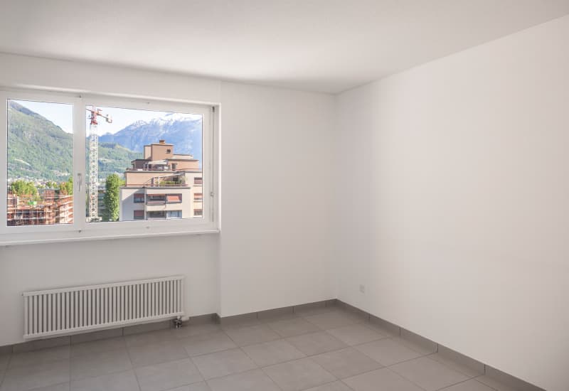 Geräumiges 3.5-Zimmer-Wohnung in einem grünen Viertel von Giubiasco (13)
