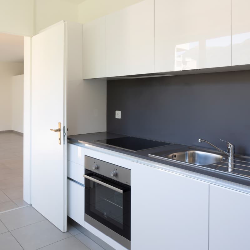 Geräumiges 3.5-Zimmer-Wohnung in einem grünen Viertel von Giubiasco (6)