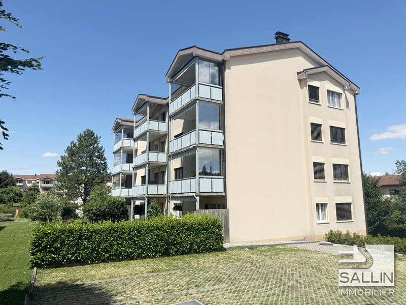 Spacieux appartement de 5 pièces  au 3ème étage avec place intérieure (7)