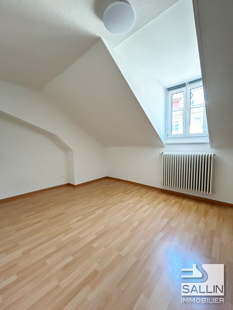 APPARTEMENT  DE 3½ PIECES  PROCHE DE TOUTES COMMODITES (3)