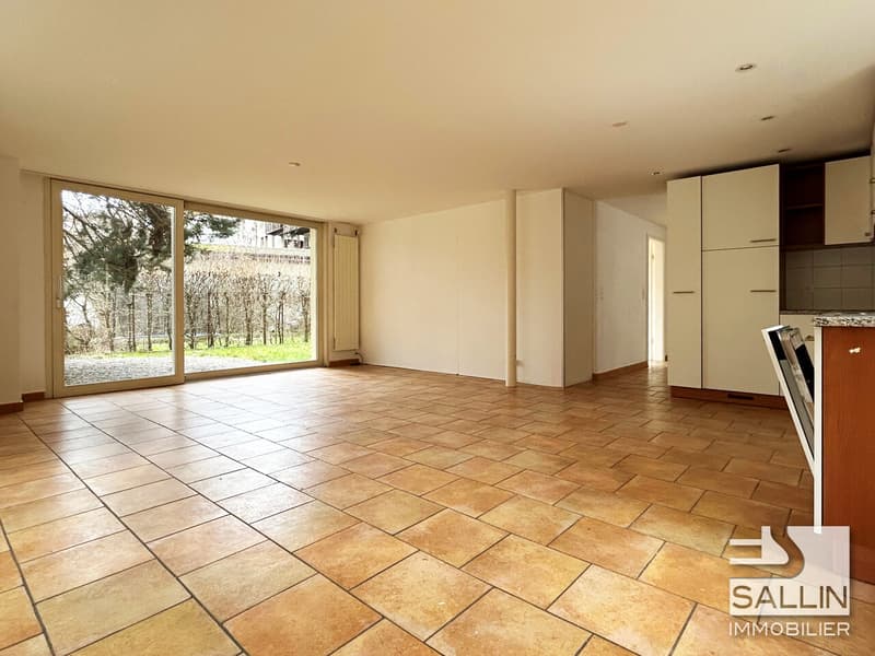 BEL APPARTEMENT DE 3½ PIECES AVEC TERRASSE (5)