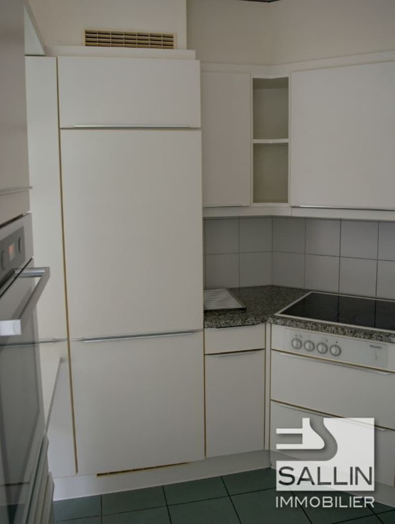 APPARTEMENT DE 4½ PIECES AVEC TERRASSE QUARTIER FAMILIAL DES DAILLES (5)
