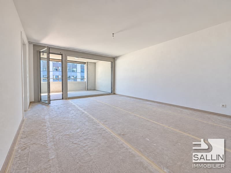 Appartement neuf de 3½ pièces, avec parking, au centre ville (5)