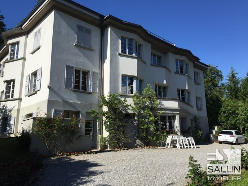 STUDIO DE 61 M² SITUE DANS UNE VILLA A PROXIMITE DES HAUTES ECOLES (2)