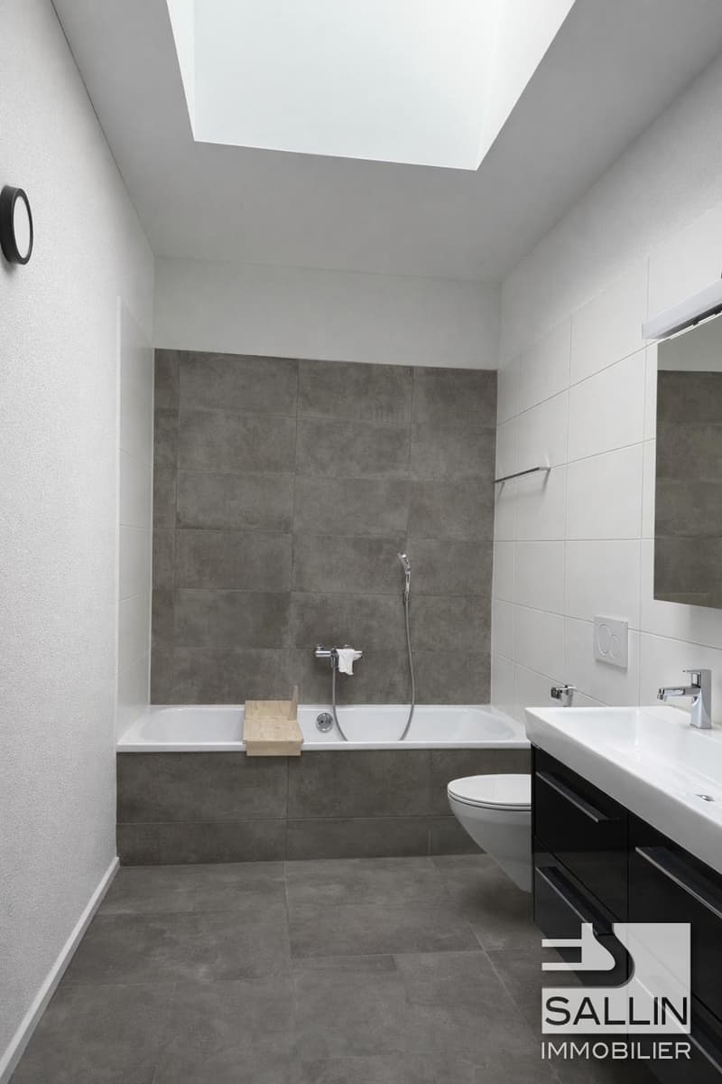 Halle industrielle d'env. 445 m² avec appartement de 5½ pièces (5)