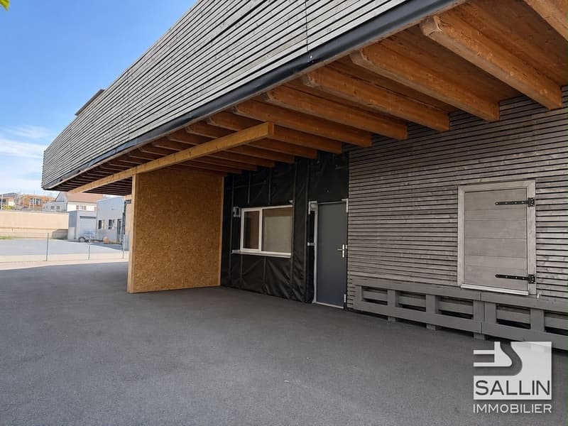 Halle industrielle d'env. 445 m² avec appartement de 5½ pièces (11)