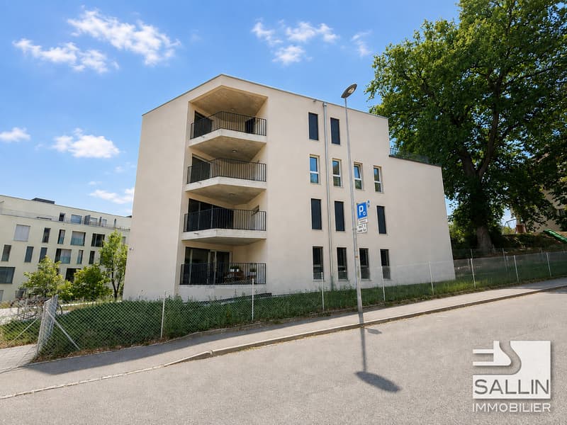 ATTIQUE DE 4½ PIECES AVEC TRES GRANDES TERRASSES (1)