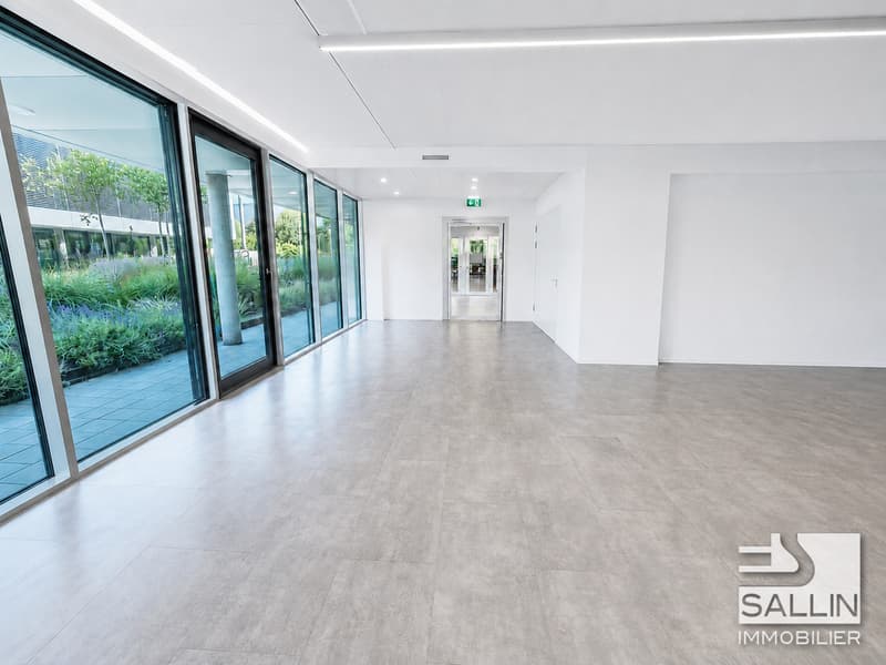 Surfaces admin. récentes de 55 à 340 m² situées au rez & 1er étage (7)