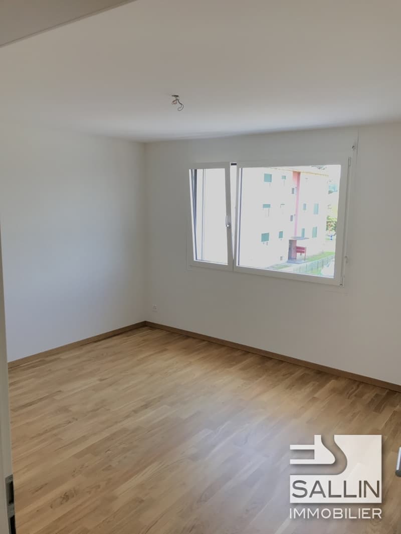 APPARTEMENT MODERNE DE 3½ PIECES (6)
