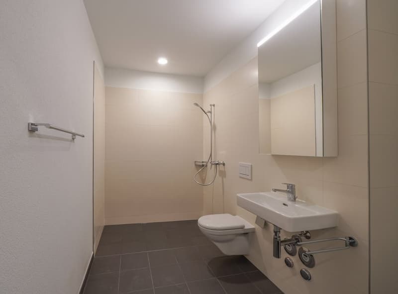 Dusche.jpg