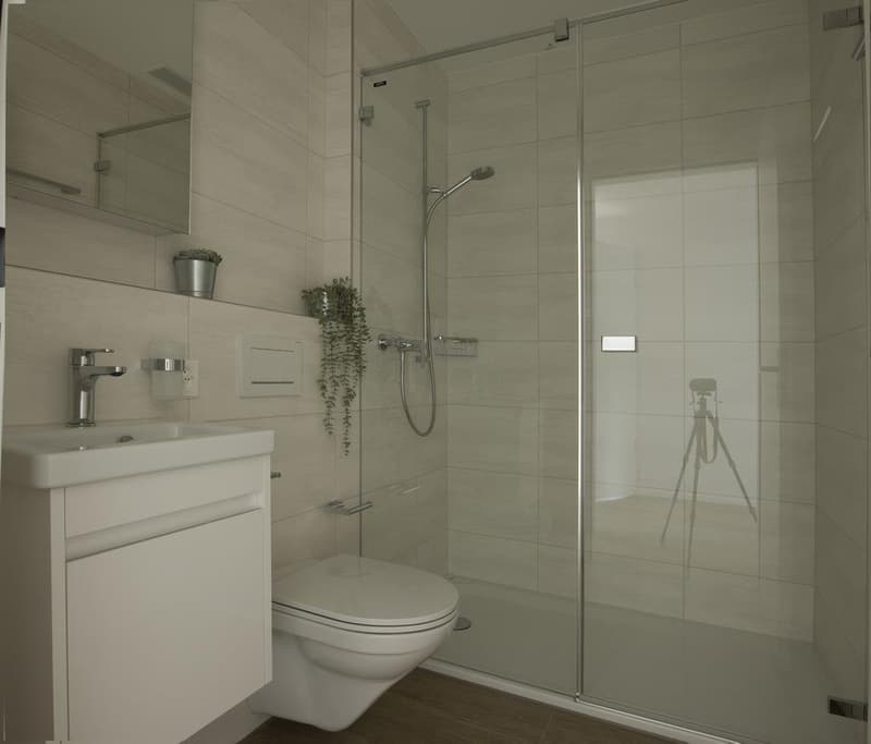 Bad mit Dusche