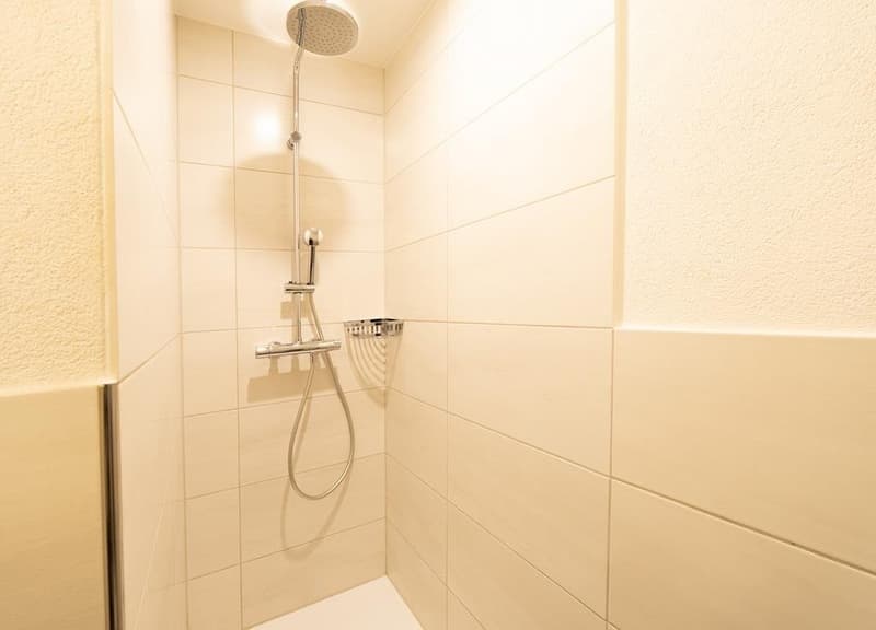 Dusche.jpg