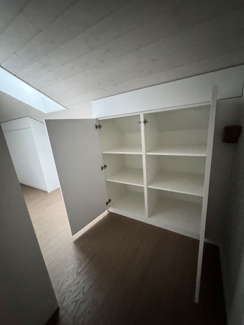 N_2. OG Einbauschrank Ankleideraum (I).JPG