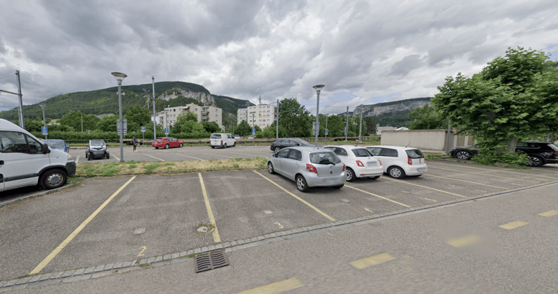 Aussenparkplatz Oensingen.png