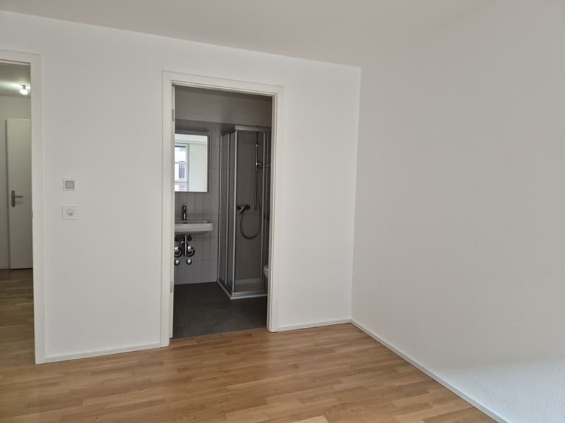 Bchambre avec salle de douche.jpg