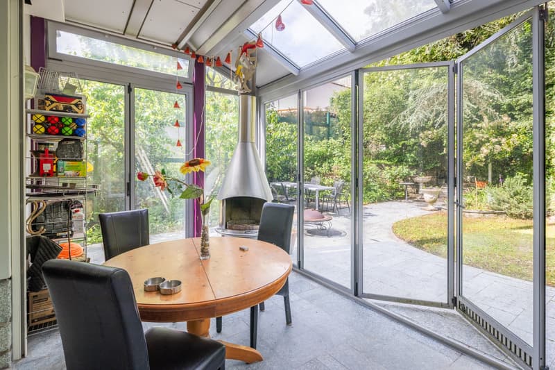 350 m² Privatgarten mitten in Zürich Gartenwohnung mit einzigartigem Charakter (10)