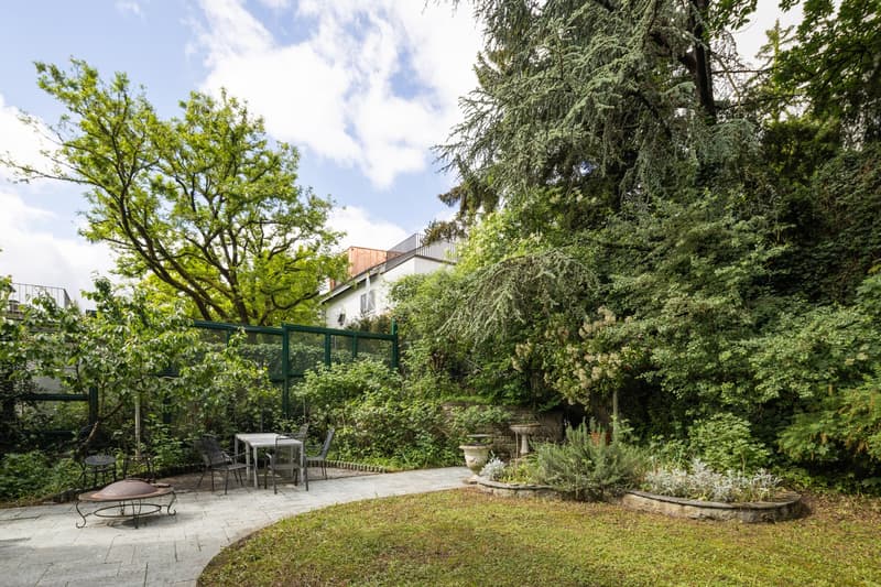 350 m² Privatgarten mitten in Zürich Gartenwohnung mit einzigartigem Charakter (11)