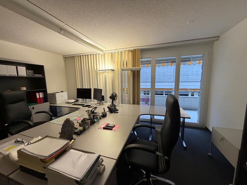 Büro mit Balkon