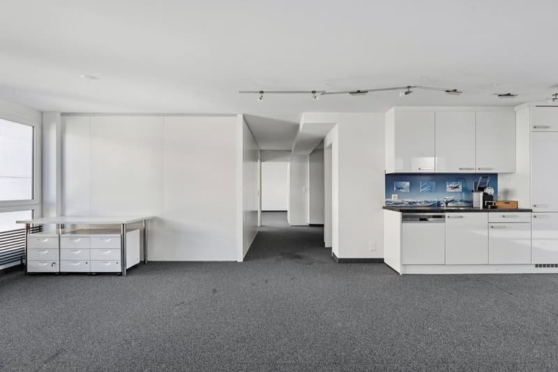 grosses Büro