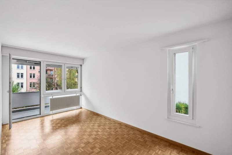 Schlafzimmer_Balkon_2.jpg