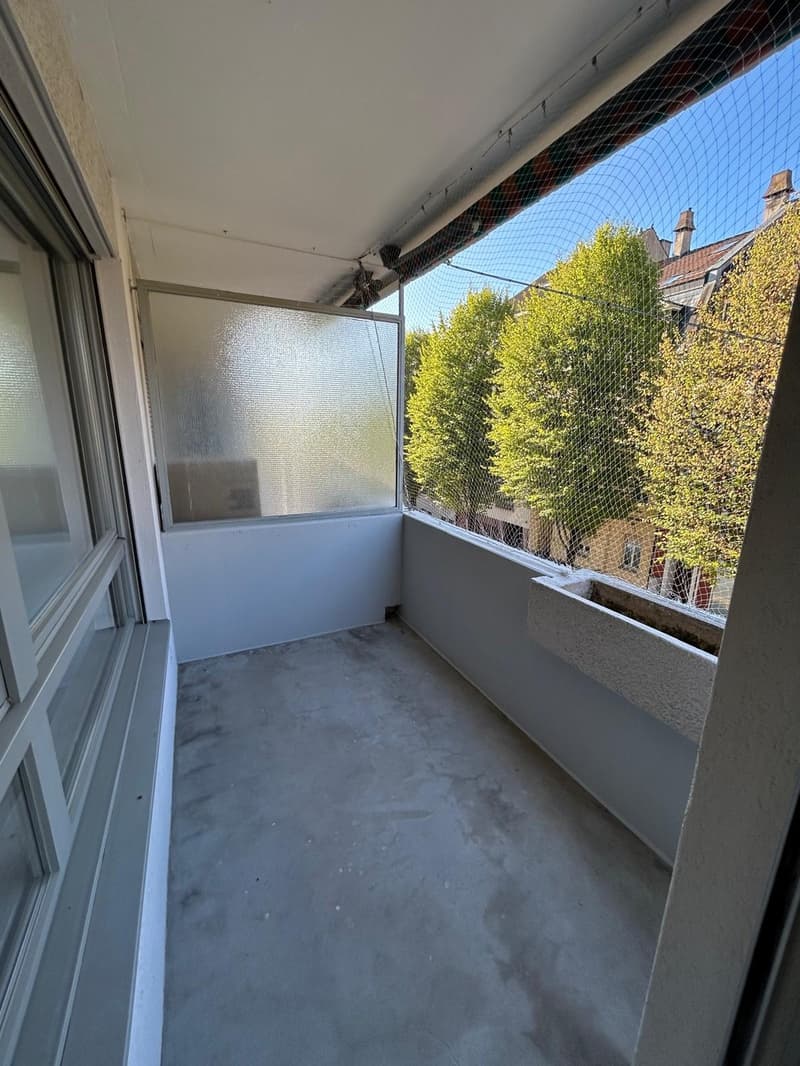 Attraktive 3.5-Zimmer-Wohnung mit 2 Balkonen Nähe Schützenmattpark (12)