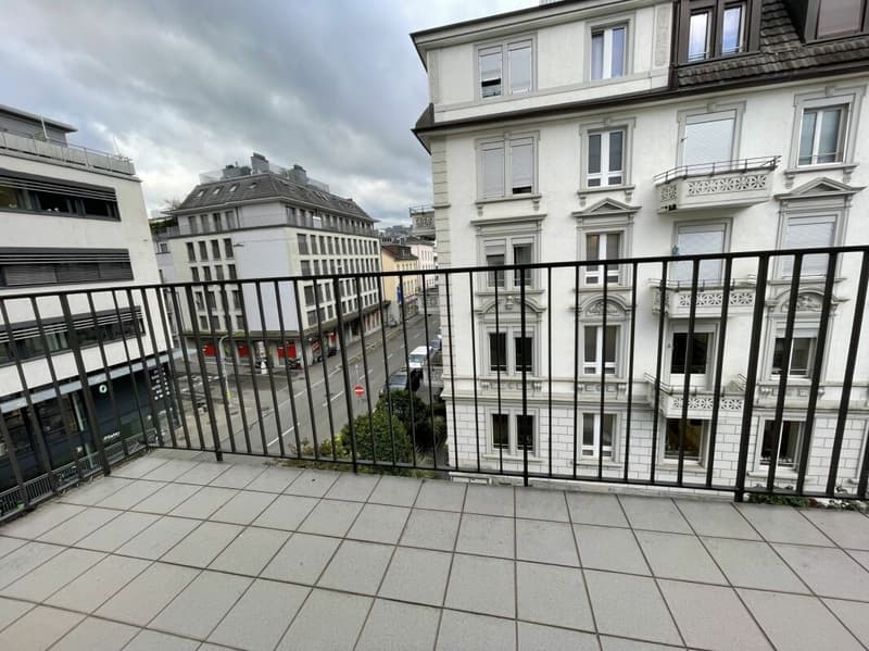 Repräsentative Altbau-Büros im Seefeld zu vermieten (8)