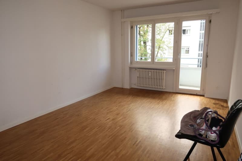 gemütliche 2.5-Zimmer-Wohnung in Oerlikon (3)