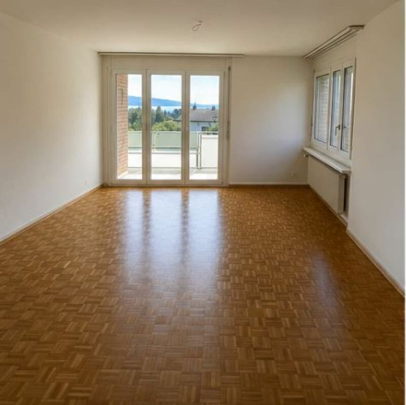 Befristete 3.5-Zimmer-Wohnung mit Seesicht in Kilchberg (2)