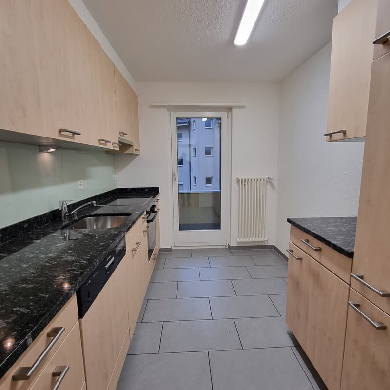 Grosszügige und komfortable 4.5-Zimmerwohnung mit Terrasse (3)