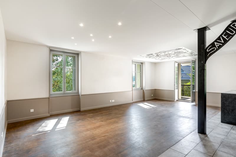 Charme & Authenticité – Superbe Maison Rénovée avec Jardin (2)