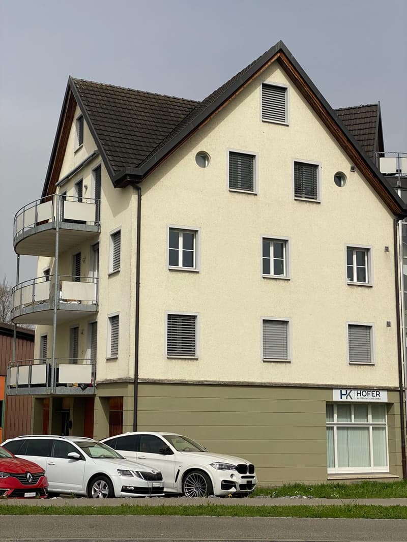 Zentrale, helle 4.5-Zimmer-Wohnung in Egnach – modern und ruhig (1)