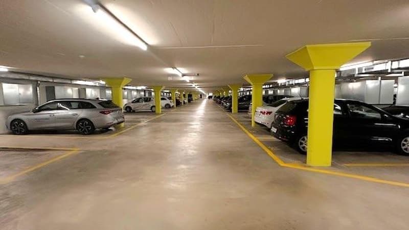 Tiefgaragenplätze in Bülach-Erachfeld (2)
