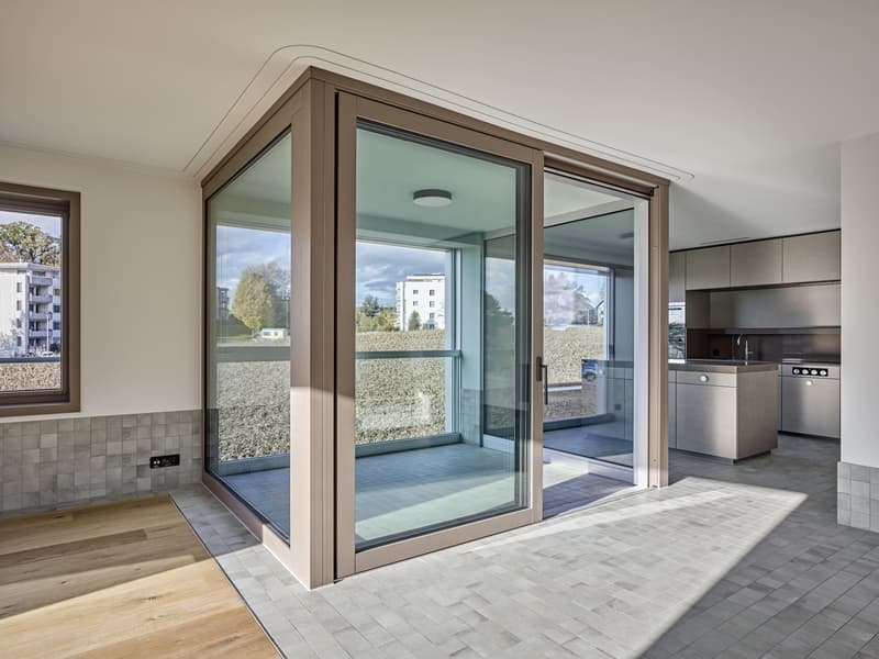 Moderne 3.5 Zimmerwohnung im Kloten-Milano (2)