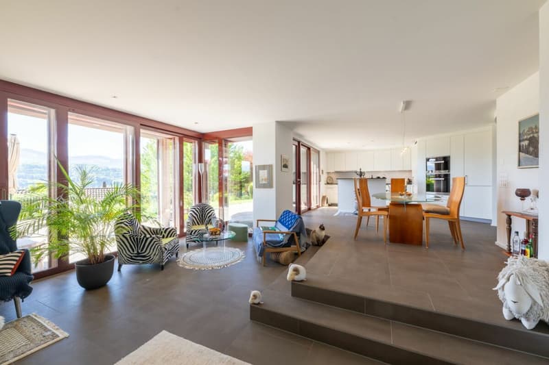 Grosszügige Gartenwohnung mit Panoramablick und hochwertigem Wohnkomfort (5)