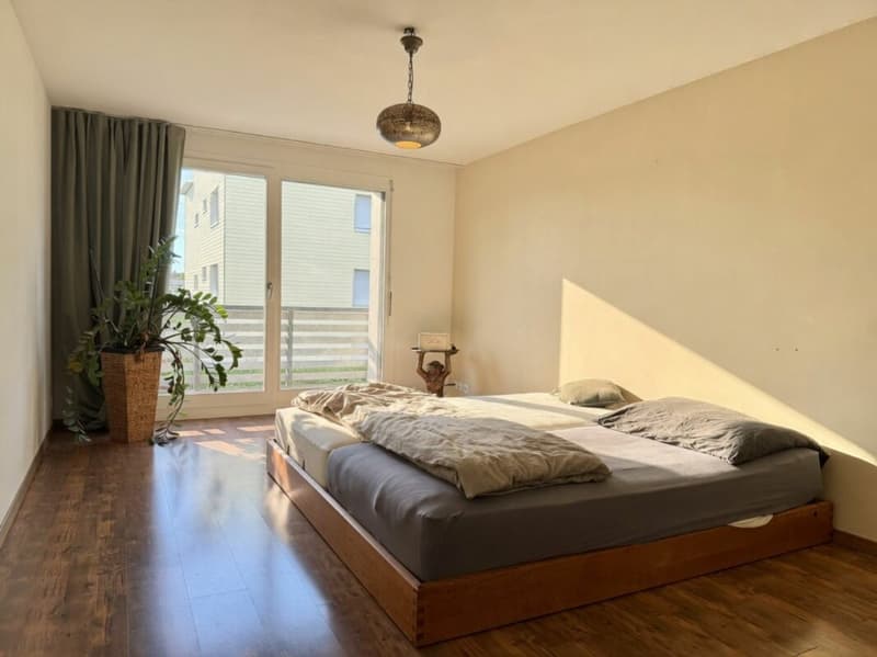 Exklusive 4.5-Zimmer-Gartenmaisonettewohnung mit Zusatzräumlichkeiten (4)