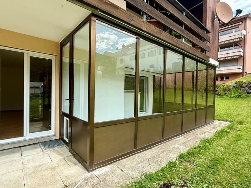5.5-Zimmer-Parterrewohnung mit Wintergarten und Landanteil (8)