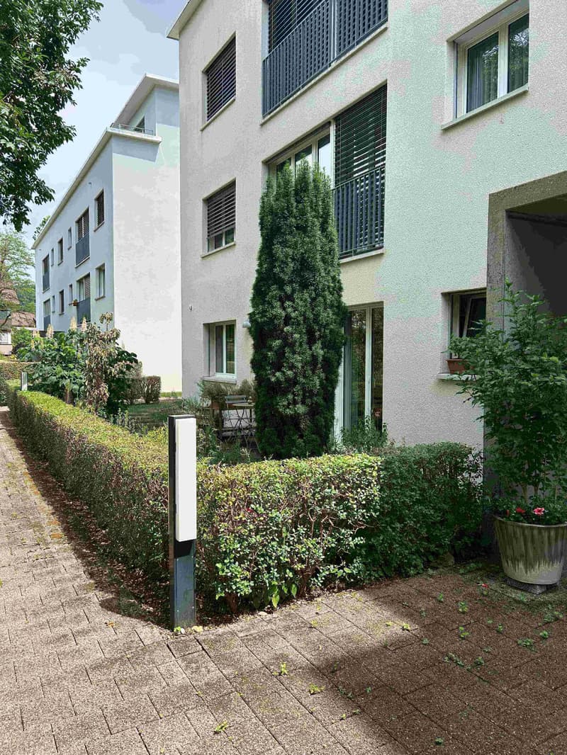 Moderne Eigentumswohnung an  ruhiger Wohnlage mit zwei Sitzplätzen (2)